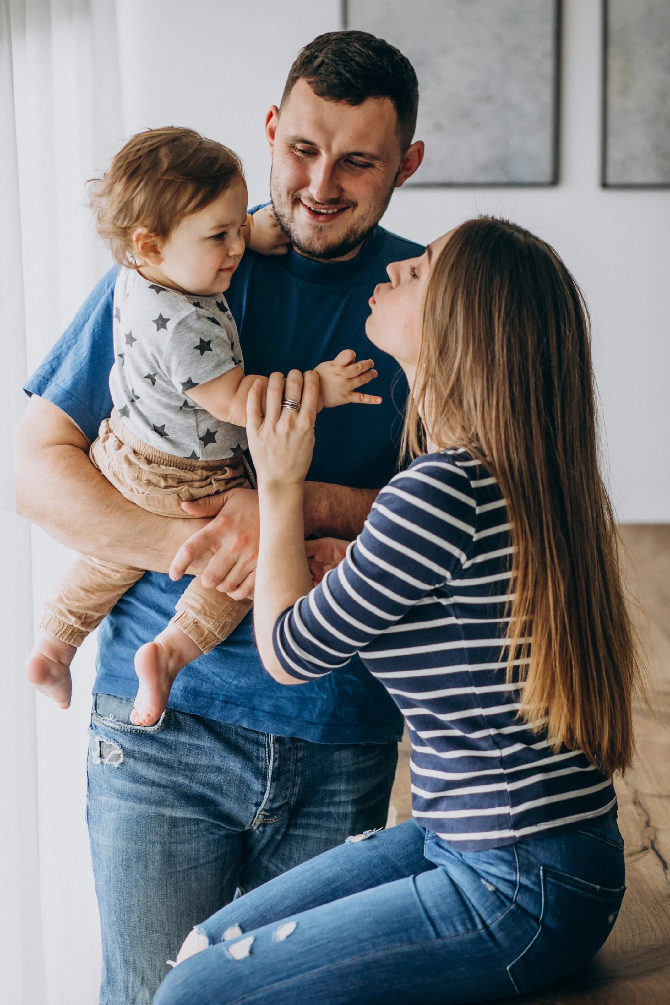 Marido, esposa e bebê